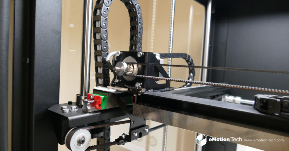 Focus composant : le rail linéaire MGN de la Strateo3D DUAL600 Série 2